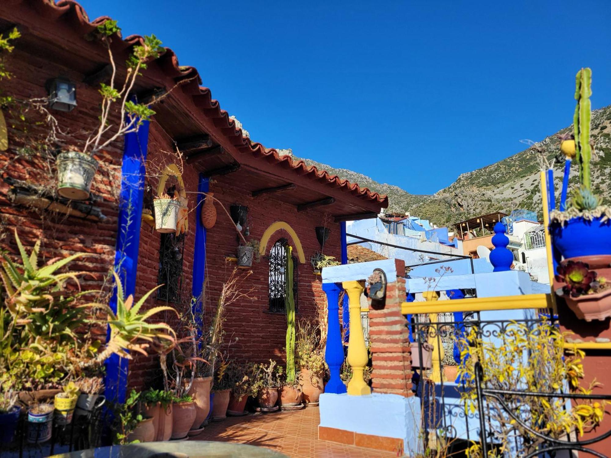 Hotel Gernika Чефчауен Екстериор снимка